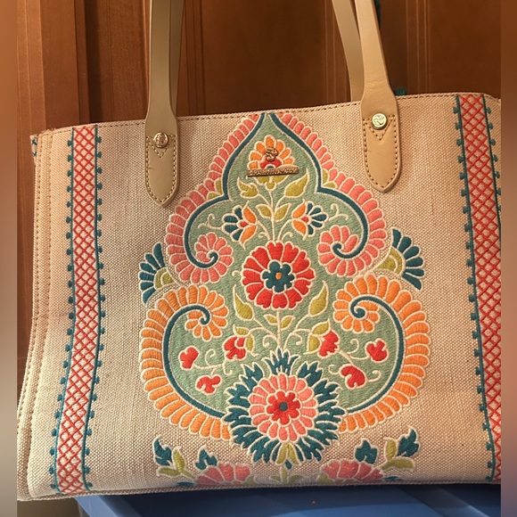Spartina 449 Dulce Paige Tassel Tote - Picture 8 of 14